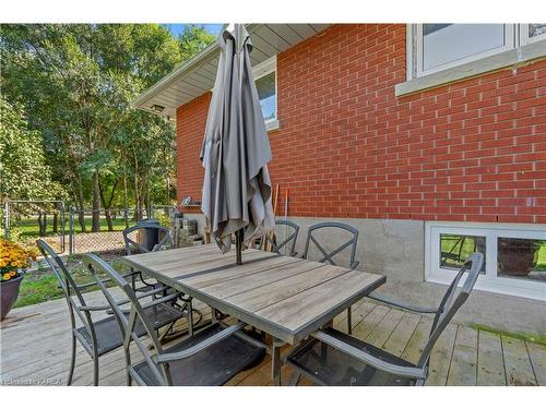 518 Main Street, Bath, ON - Outdoor With Deck Patio Veranda With Exterior