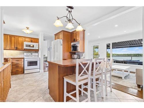 80 Neville Point Road, Erinsville, ON - Indoor Photo Showing Kitchen