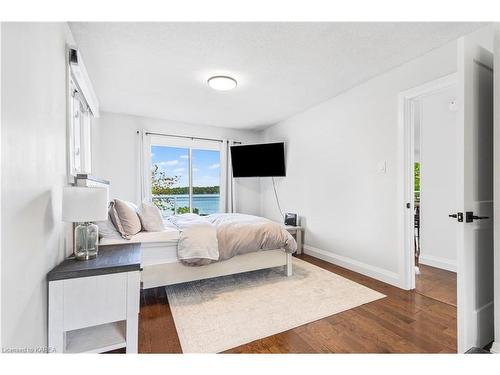 80 Neville Point Road, Erinsville, ON - Indoor Photo Showing Bedroom