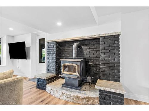 80 Neville Point Road, Erinsville, ON - Indoor Photo Showing Living Room With Fireplace