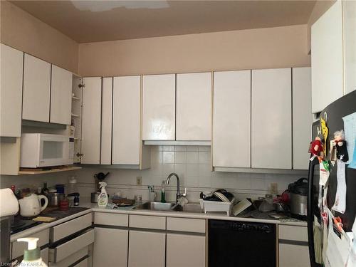 104 Ontario Street, Kingston, ON - Indoor Photo Showing Kitchen With Double Sink