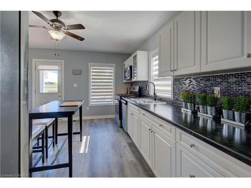 870 Stone Street N, Gananoque, ON - Indoor Photo Showing Kitchen