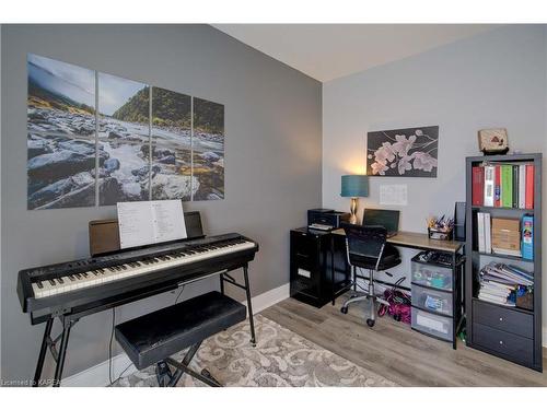 870 Stone Street N, Gananoque, ON - Indoor Photo Showing Office