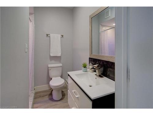 870 Stone Street N, Gananoque, ON - Indoor Photo Showing Bathroom