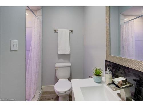 870 Stone Street N, Gananoque, ON - Indoor Photo Showing Bathroom