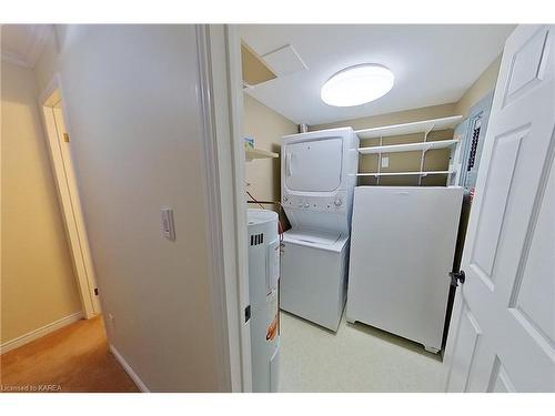 102-7 Centre Street, Napanee, ON - Indoor Photo Showing Laundry Room