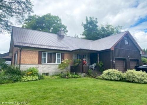 4 Rosewood Avenue, Belleville, ON - Outdoor