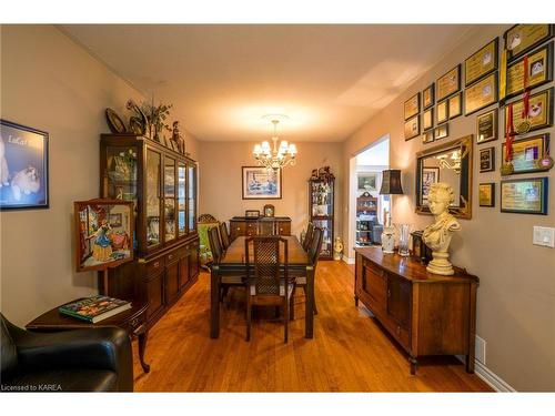 230 Honeywood Avenue, Kingston, ON - Indoor Photo Showing Dining Room