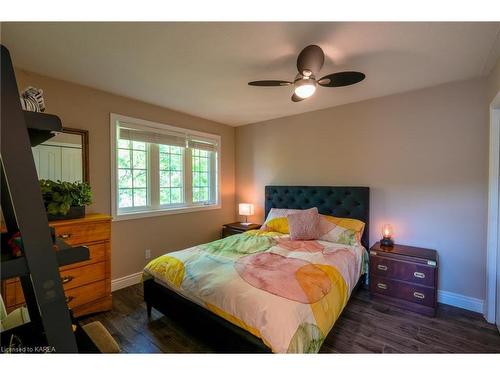 230 Honeywood Avenue, Kingston, ON - Indoor Photo Showing Bedroom