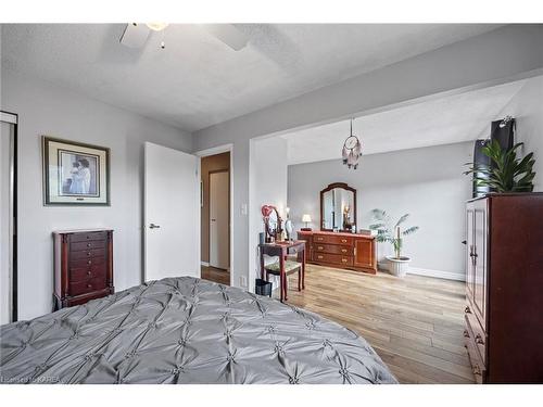 720 Ridley Drive, Kingston, ON - Indoor Photo Showing Bedroom