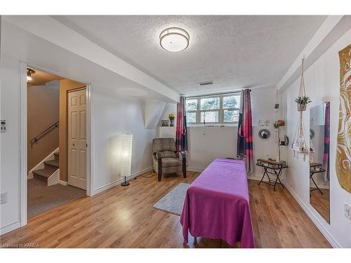 720 Ridley Drive, Kingston, ON - Indoor Photo Showing Bedroom