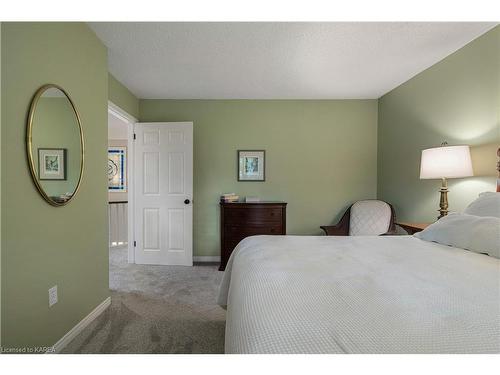 551 Rankin Crescent, Kingston, ON - Indoor Photo Showing Bedroom