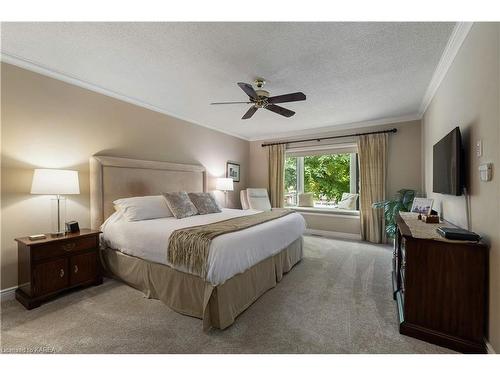 551 Rankin Crescent, Kingston, ON - Indoor Photo Showing Bedroom