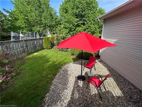 1 Bayshore Drive, Bath, ON - Outdoor