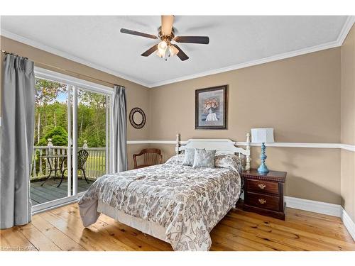 535 Beechwood Road, Napanee, ON - Indoor Photo Showing Bedroom