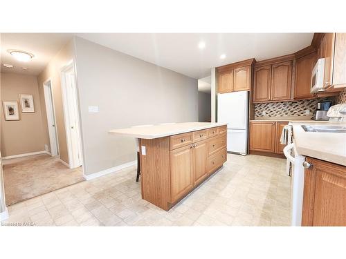 1468 Birchwood Drive, Kingston, ON - Indoor Photo Showing Kitchen