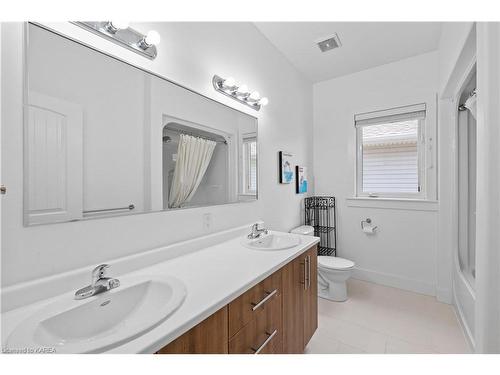 1561 Providence Crescent, Kingston, ON - Indoor Photo Showing Bathroom