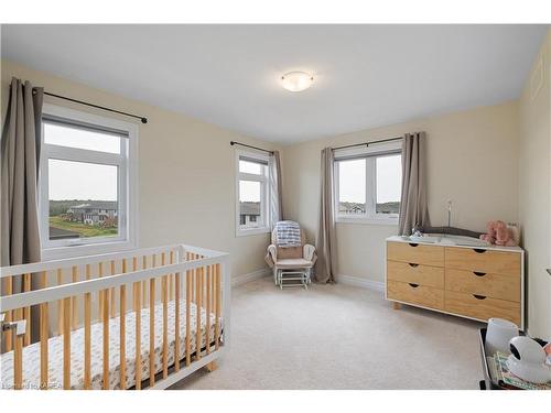 1377 Woodfield Crescent, Kingston, ON - Indoor Photo Showing Bedroom