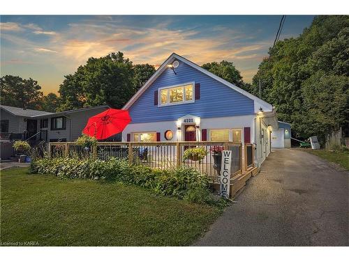 4221 Bath Road, Kingston, ON - Outdoor With Deck Patio Veranda