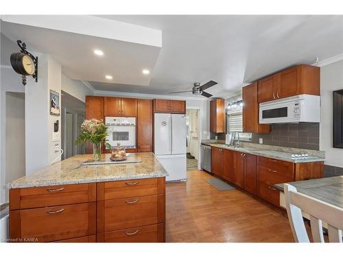 4221 Bath Road, Kingston, ON - Indoor Photo Showing Kitchen With Double Sink