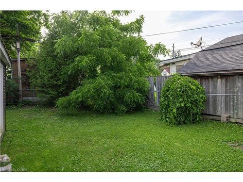 104 Toronto Street, Kingston, ON - Outdoor