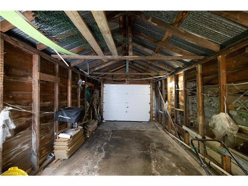 104 Toronto Street, Kingston, ON - Indoor Photo Showing Garage