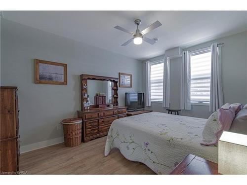 114-130 Water Street Street, Gananoque, ON - Indoor Photo Showing Bedroom