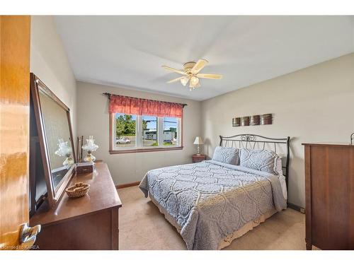 721 Front Road, Kingston, ON - Indoor Photo Showing Bedroom