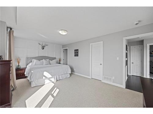 952 Edward Riley Drive, Kingston, ON - Indoor Photo Showing Bedroom