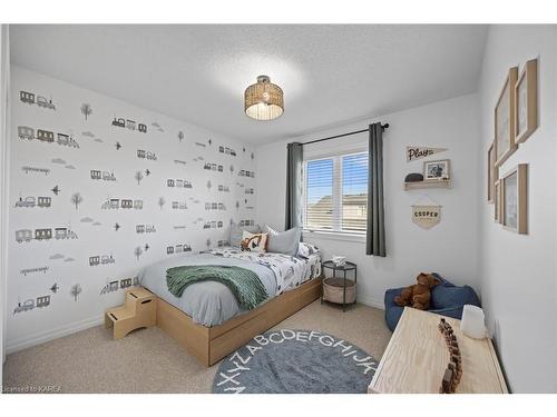 952 Edward Riley Drive, Kingston, ON - Indoor Photo Showing Bedroom