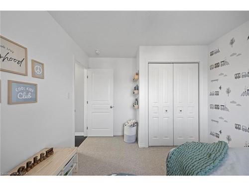 952 Edward Riley Drive, Kingston, ON - Indoor Photo Showing Bedroom