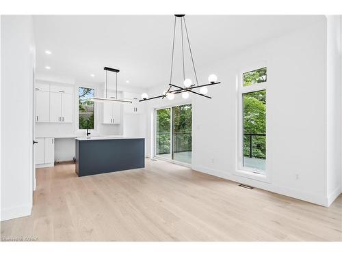 326 Nicholson Pt Road, Bath, ON - Indoor Photo Showing Kitchen