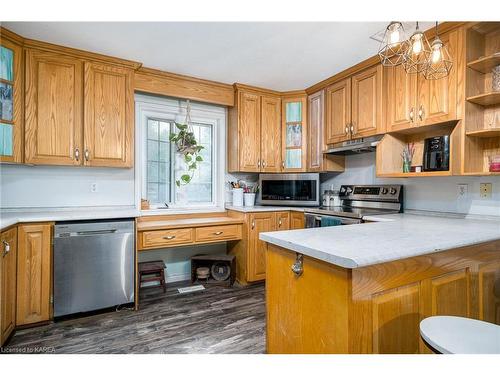 806 County Rd 26, Brighton, ON - Indoor Photo Showing Kitchen