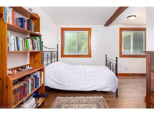 100 Dixie Road, Athens, ON - Indoor Photo Showing Bedroom