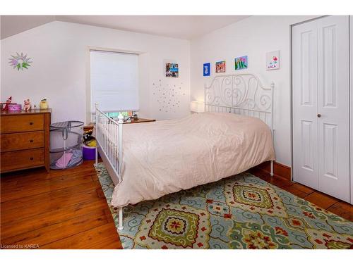 100 Dixie Road, Athens, ON - Indoor Photo Showing Bedroom