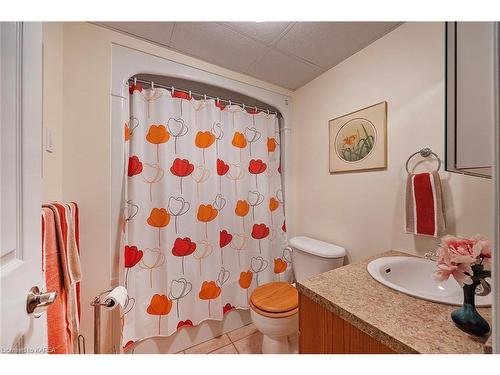 180 Garfield Street, Gananoque, ON - Indoor Photo Showing Bathroom