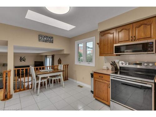 908 Mona Drive, Kingston, ON - Indoor Photo Showing Kitchen