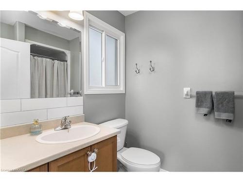 1204 Amanda Court, Kingston, ON - Indoor Photo Showing Bathroom