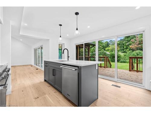 17 Riverside Drive, Kingston, ON - Indoor Photo Showing Kitchen With Upgraded Kitchen