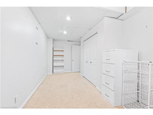 932 Ringstead Street, Kingston, ON - Indoor Photo Showing Other Room