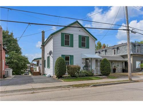 370 Stone Street, Gananoque, ON - Outdoor With Facade