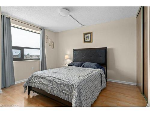 1102-165 Ontario Street, Kingston, ON - Indoor Photo Showing Bedroom