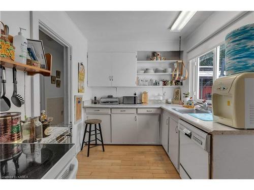 49 Sunny Acres Road, Kingston, ON - Indoor Photo Showing Kitchen