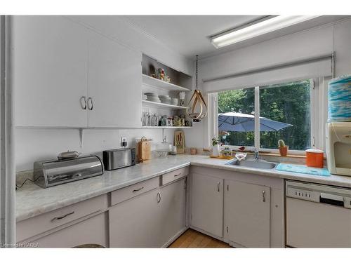 49 Sunny Acres Road, Kingston, ON - Indoor Photo Showing Kitchen