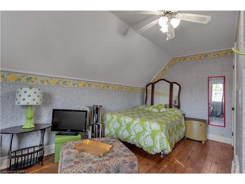 49 Sunny Acres Road, Kingston, ON - Indoor Photo Showing Bedroom