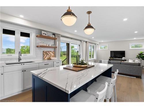 3933 County Rd 9, Napanee, ON - Indoor Photo Showing Kitchen