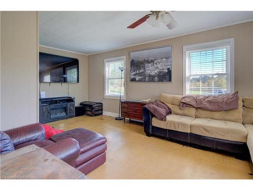 120 Berry Road, Gananoque, ON - Indoor Photo Showing Living Room With Fireplace