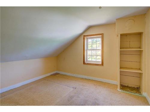 120 Berry Road, Gananoque, ON - Indoor Photo Showing Other Room