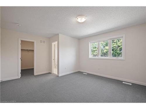 162 Purdy Road, Bath, ON - Indoor Photo Showing Other Room