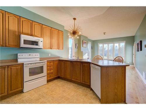 44 Country Club Drive, Bath, ON - Indoor Photo Showing Kitchen With Double Sink